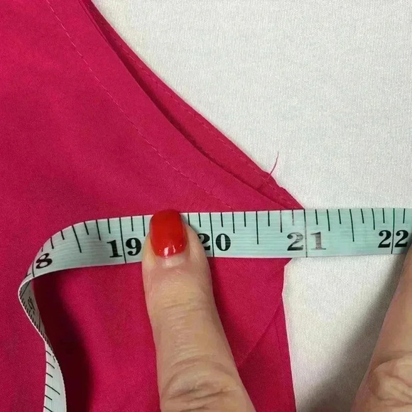 Lucy Love Womens Blouse Pink L Sleeveless Button Down Back Sash Vneck Pretty New - Picture 9 of 11